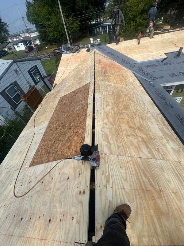 New construction: decking with the crew on site
