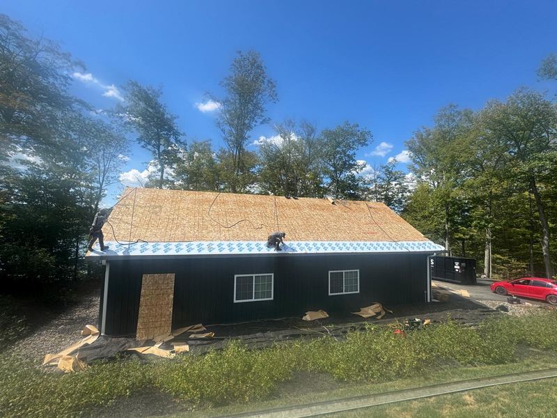 New build with roof decking complete