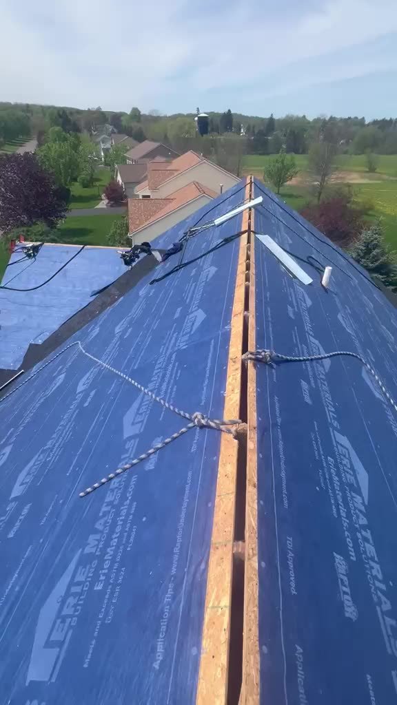 Vannyss Roofing crew working on a roof — project video 22